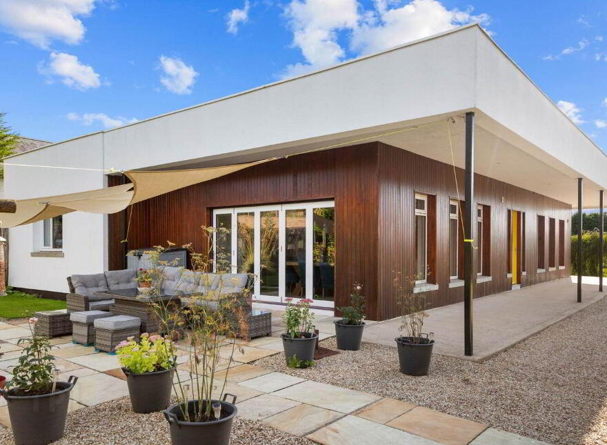 Hawthorn Lodge, Pallas Lower, Kilanerin, Y25R8P2