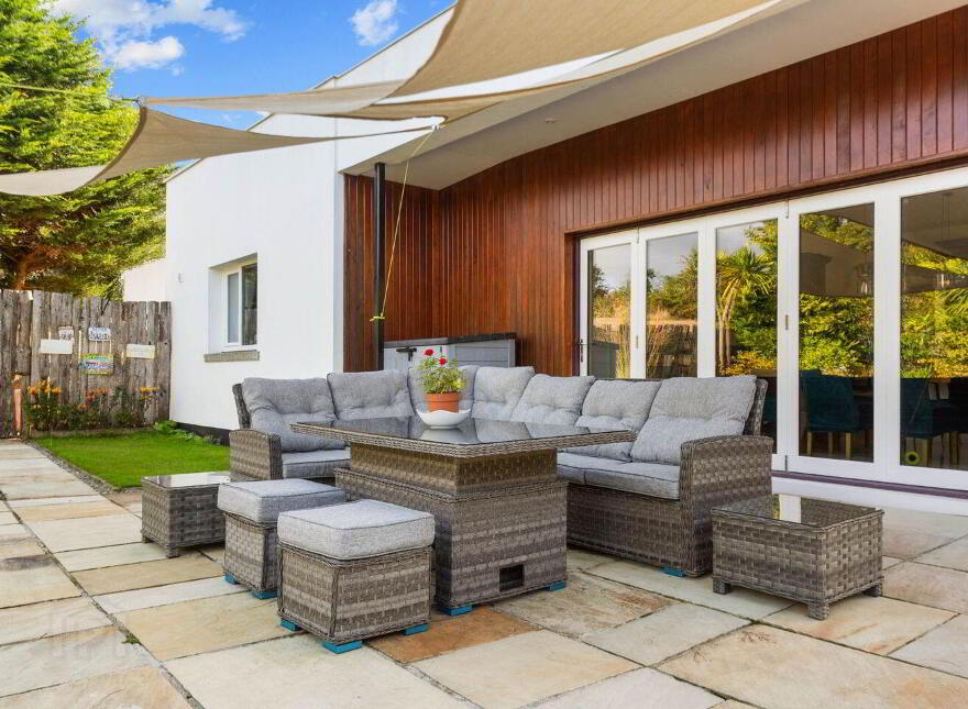 Hawthorn Lodge, Pallas Lower, Kilanerin, Y25R8P2