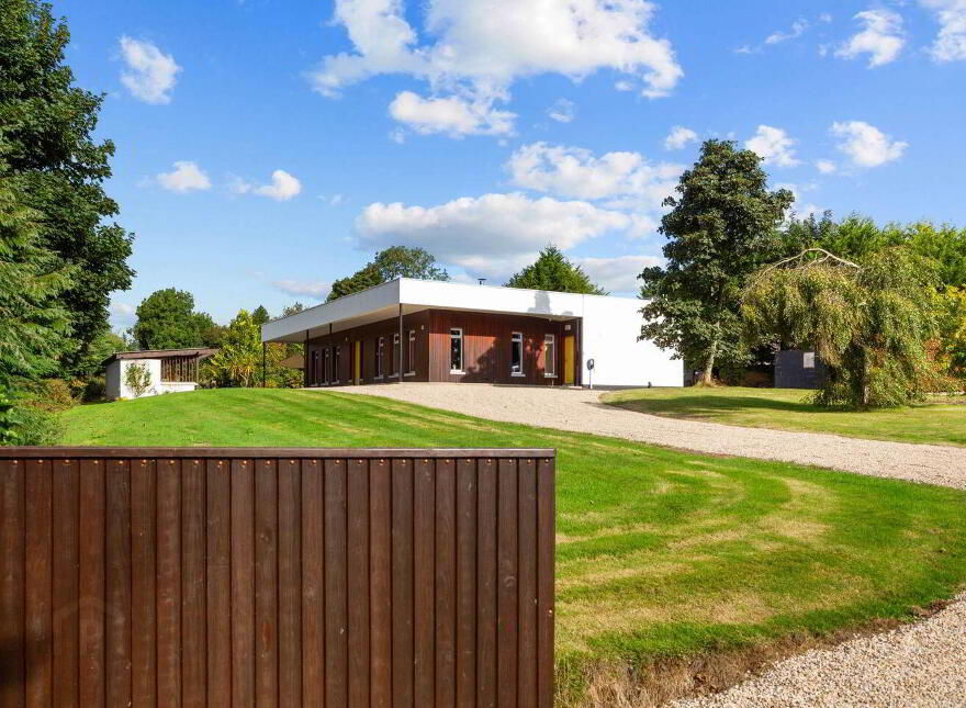 Hawthorn Lodge, Pallas Lower, Kilanerin, Y25R8P2