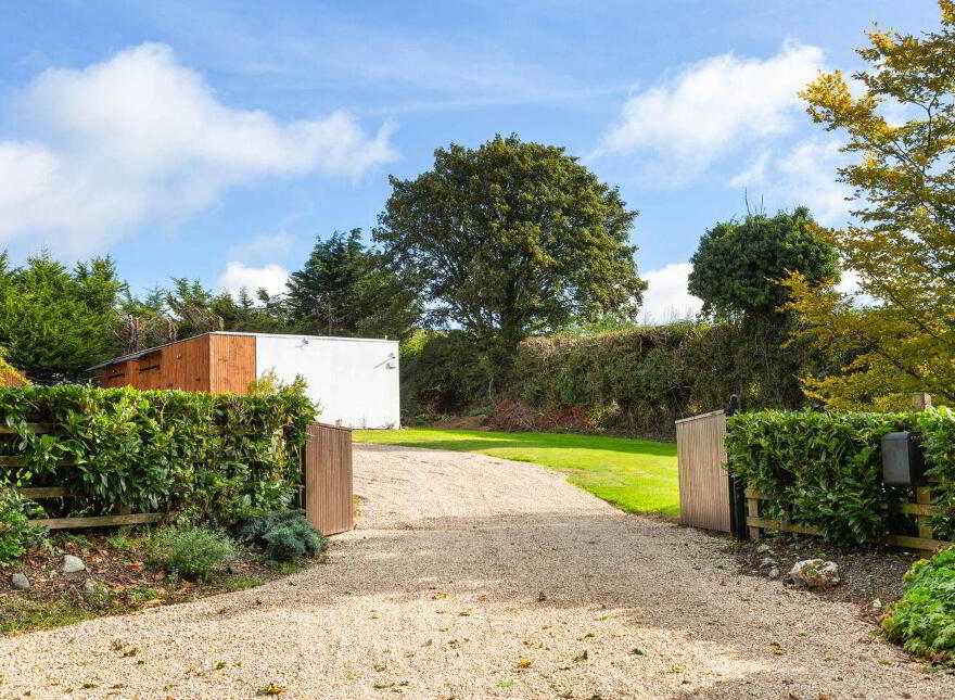 Hawthorn Lodge, Pallas Lower, Kilanerin, Y25R8P2