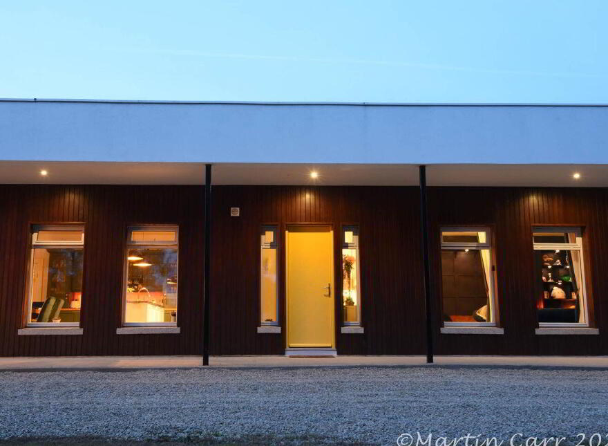 Hawthorn Lodge, Pallas Lower, Kilanerin, Y25R8P2