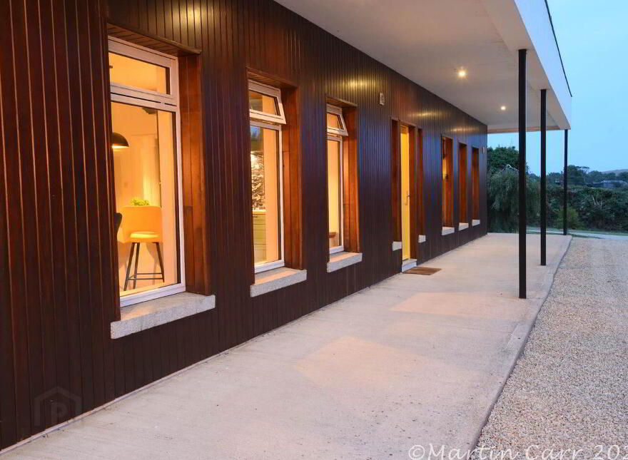 Hawthorn Lodge, Pallas Lower, Kilanerin, Y25R8P2