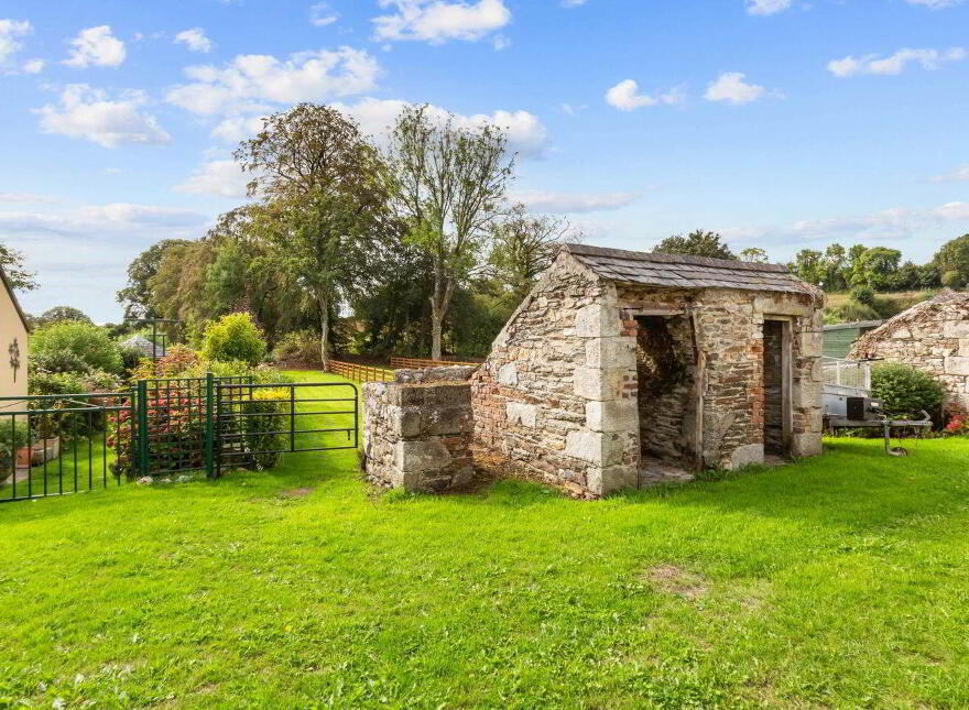 No. 4 Main Street, Shillelagh, Y14K095