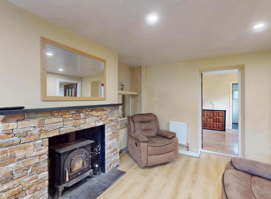 No. 9 Main Street, Coolgreany, Scarnagh, Y25D430
