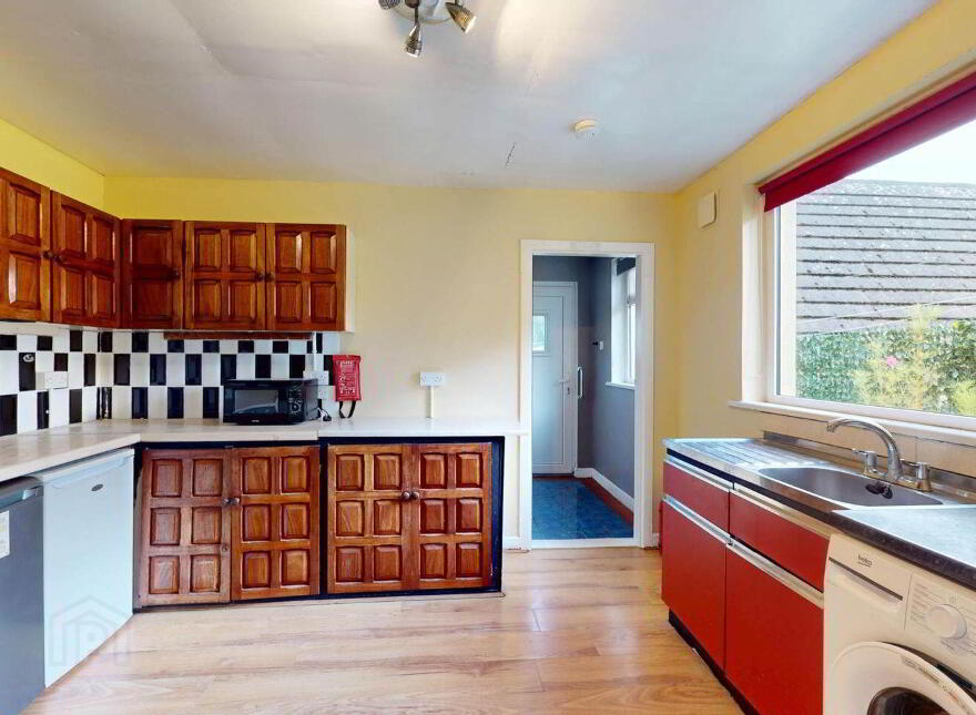 No. 9 Main Street, Coolgreany, Scarnagh, Y25D430