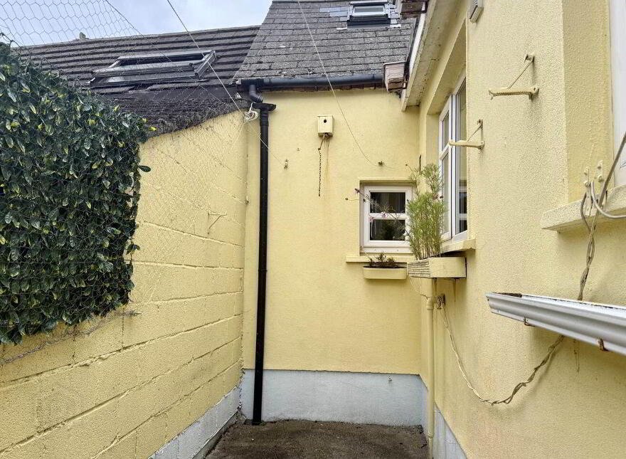 No. 9 Main Street, Coolgreany, Scarnagh, Y25D430