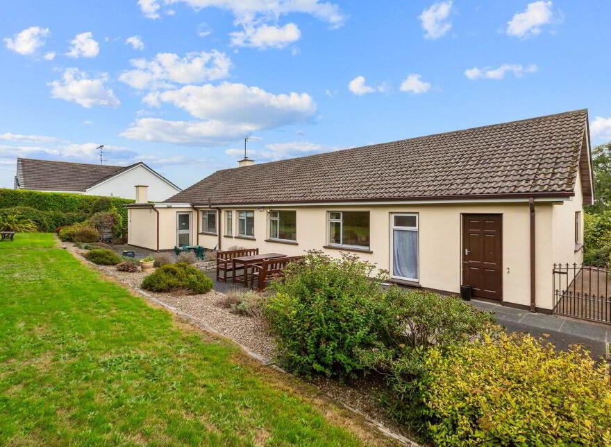 Knockgreany, Coolgreany, Y25DK81