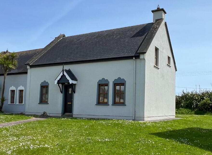 5 Kinsale Coastal Cottages, Garrettstown, P17N237 photo