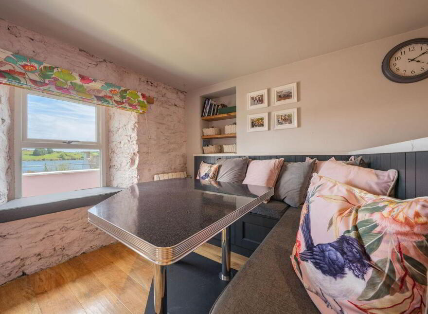 2 Scilly Hill, Scilly, Kinsale, P17XD57