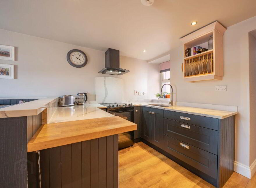2 Scilly Hill, Scilly, Kinsale, P17XD57