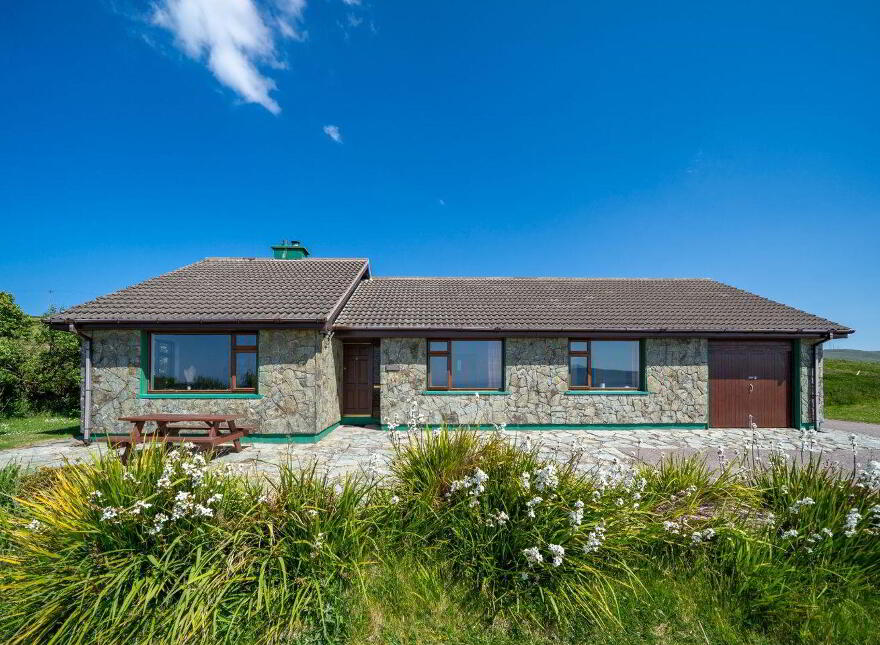 Draíocht Na Scealg, Moyrisk, Killonecaha, Killonecaha, V23FR94