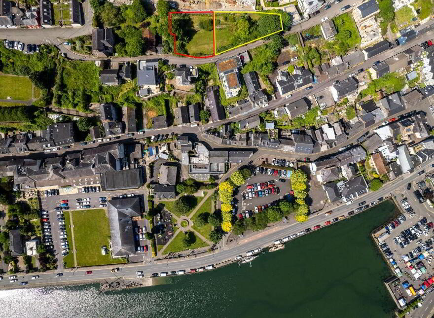 Ramparts Lane B, Kinsale