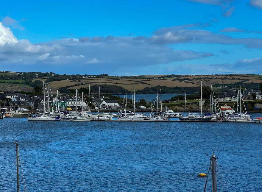 2 Viking Wharf, Worlds End, Kinsale, P17X248