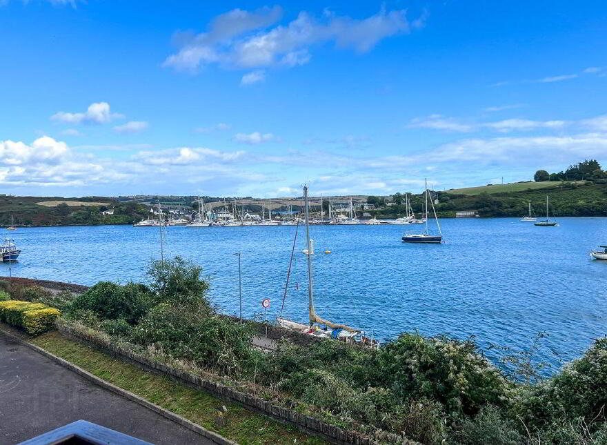 2 Viking Wharf, Worlds End, Kinsale, P17X248