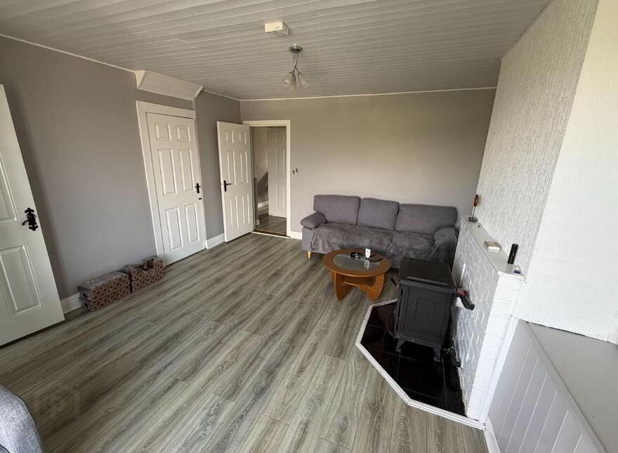 32 Saint John's Terrace, Sligo, F91XK0Y
