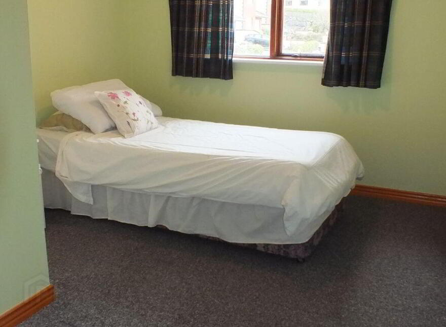 18 Ferndale, Cairns Hill, Sligo, F91YVH2