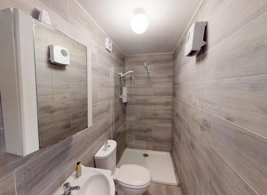 16 Sundrive Park, Ballinlough, T12X9T8