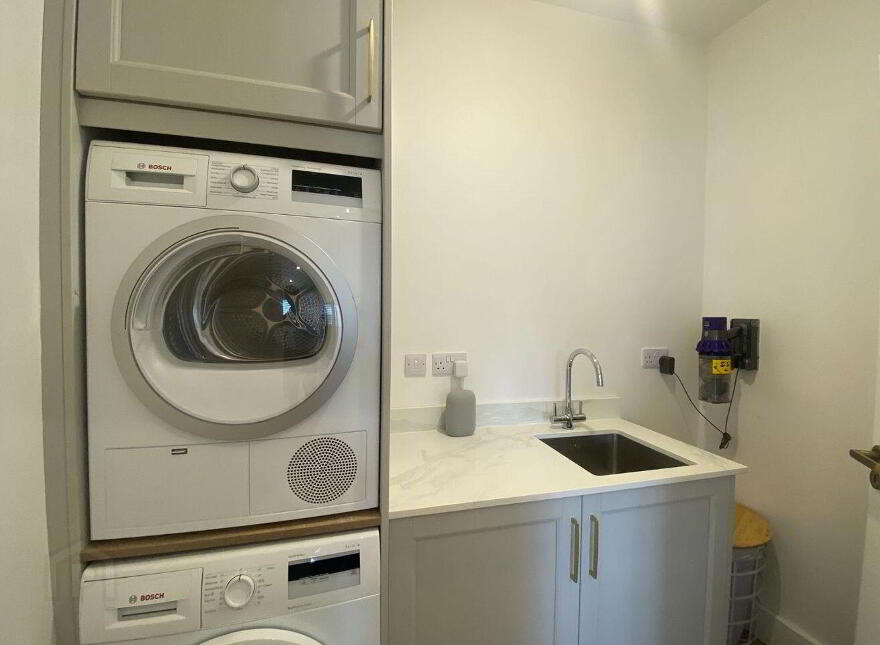 15 The Willow, Water Rock Manor, Midleton, P25Y7R7