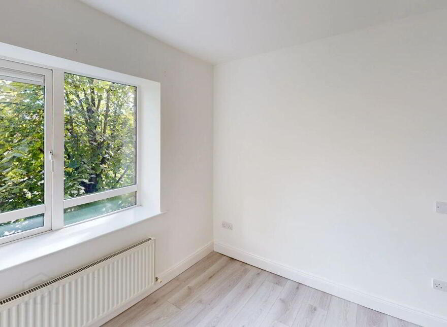 Apartment 12 The Mews The Oaks, Classes Lake, Ballincollig, P31E825