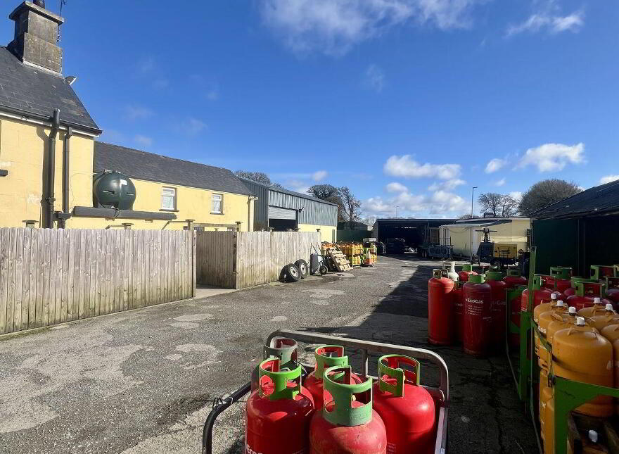John Burke's Hardware, Ballinasloe, H53NX00