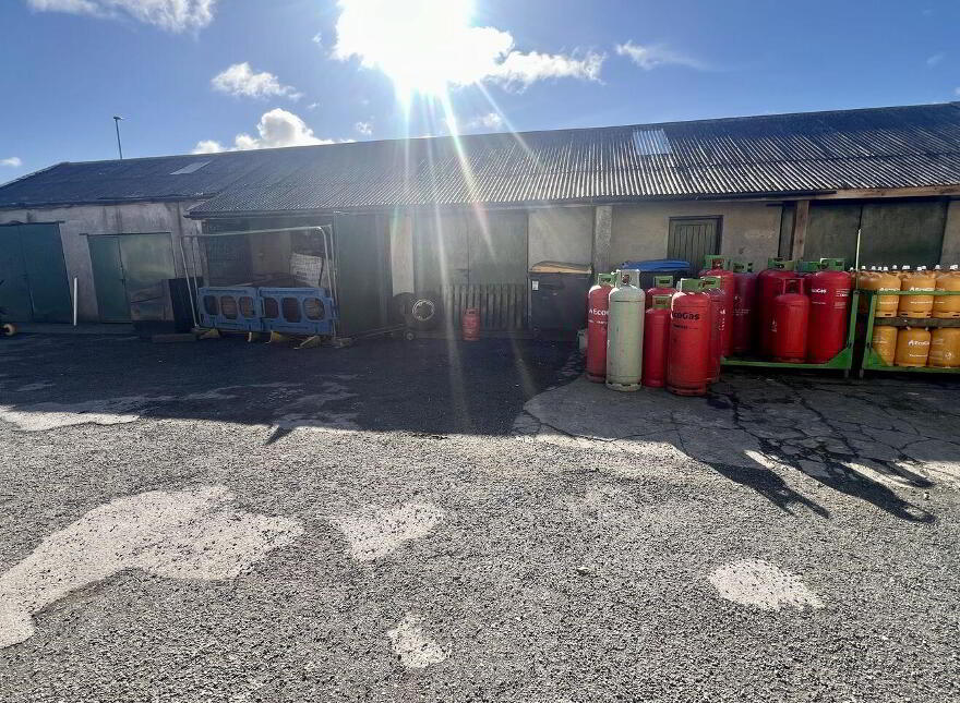 John Burke's Hardware, Ballinasloe, H53NX00