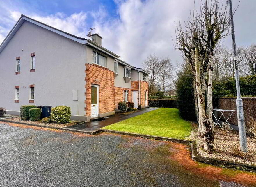 16 Bridge Court, Bridge Street, Ballinasloe, H53XV26
