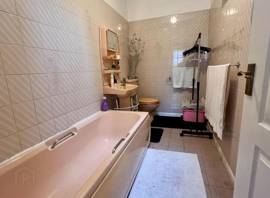 16 Bridge Court, Bridge Street, Ballinasloe, H53XV26