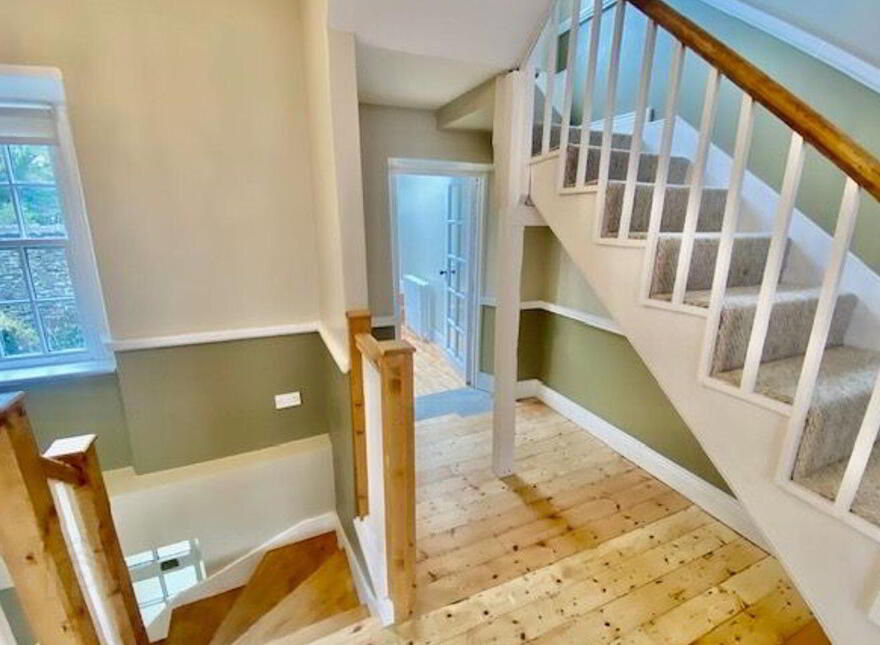 8 Bridge Street, Ramelton, F92A5X4