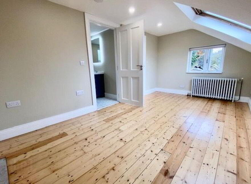 8 Bridge Street, Ramelton, F92A5X4