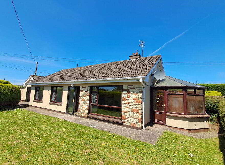 Carrignafoy Avenue, Carrignafoy, Cobh, P24D544