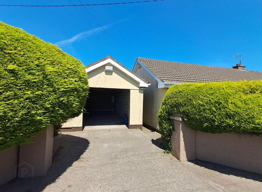 Carrignafoy Avenue, Carrignafoy, Cobh, P24D544
