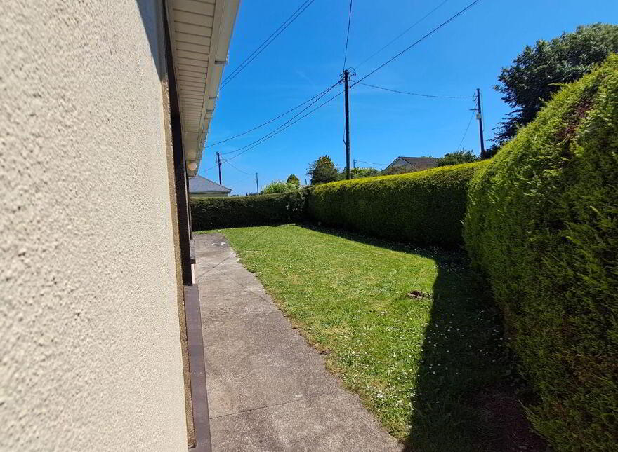 Carrignafoy Avenue, Carrignafoy, Cobh, P24D544