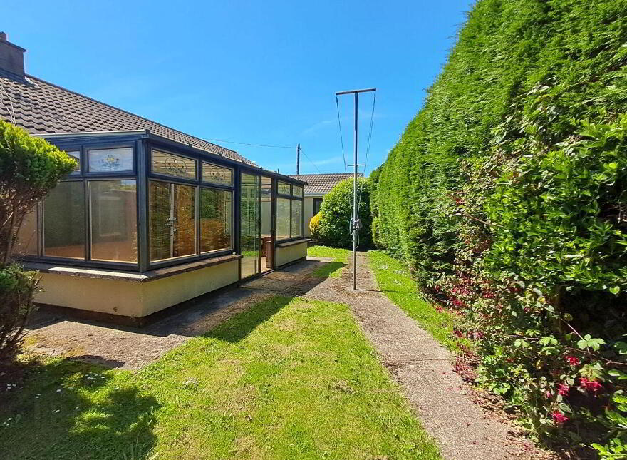 Carrignafoy Avenue, Carrignafoy, Cobh, P24D544