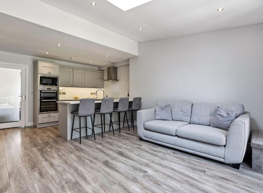 105 Keeper Road, Drimnagh, Drimnagh, D12PR62