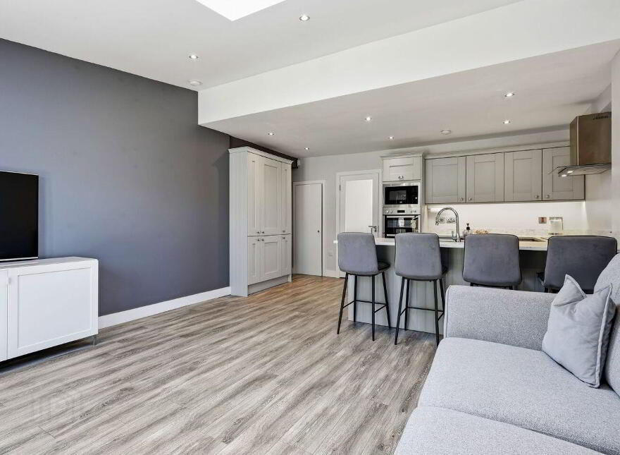 105 Keeper Road, Drimnagh, Drimnagh, D12PR62