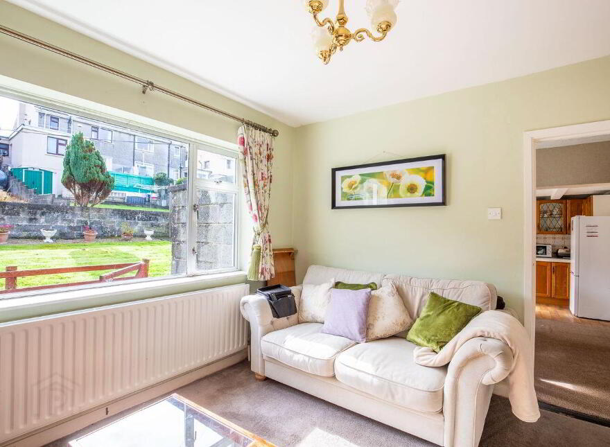 8 Woodlands Green, Renmore, H91PXD7