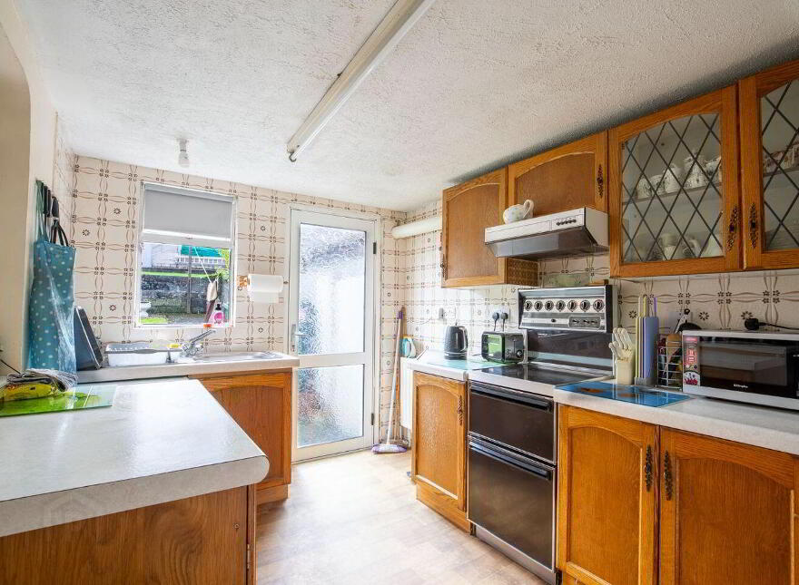 8 Woodlands Green, Renmore, H91PXD7