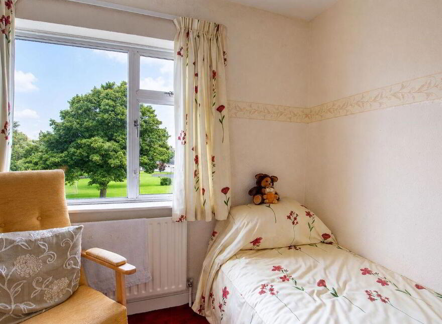 8 Woodlands Green, Renmore, H91PXD7
