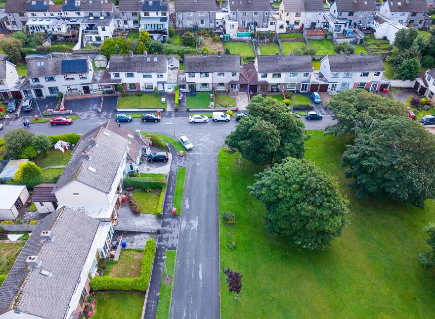 8 Woodlands Green, Renmore, H91PXD7
