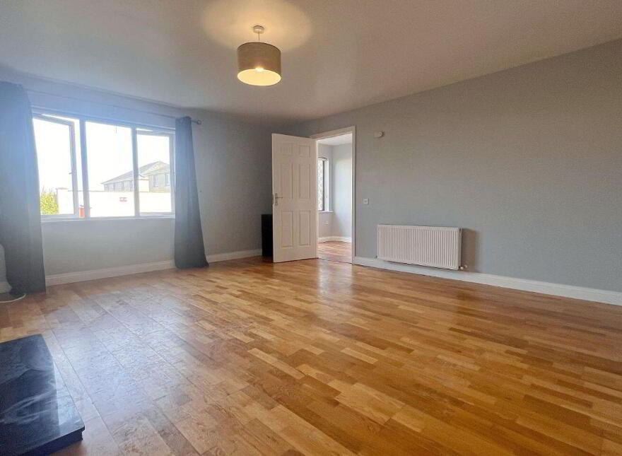 42 Dun Esker, Ballinasloe, H53E985
