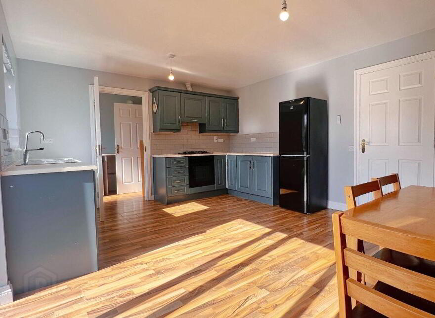 42 Dun Esker, Ballinasloe, H53E985