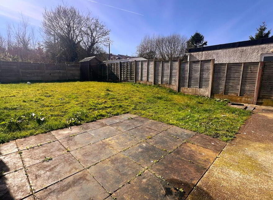 42 Dun Esker, Ballinasloe, H53E985