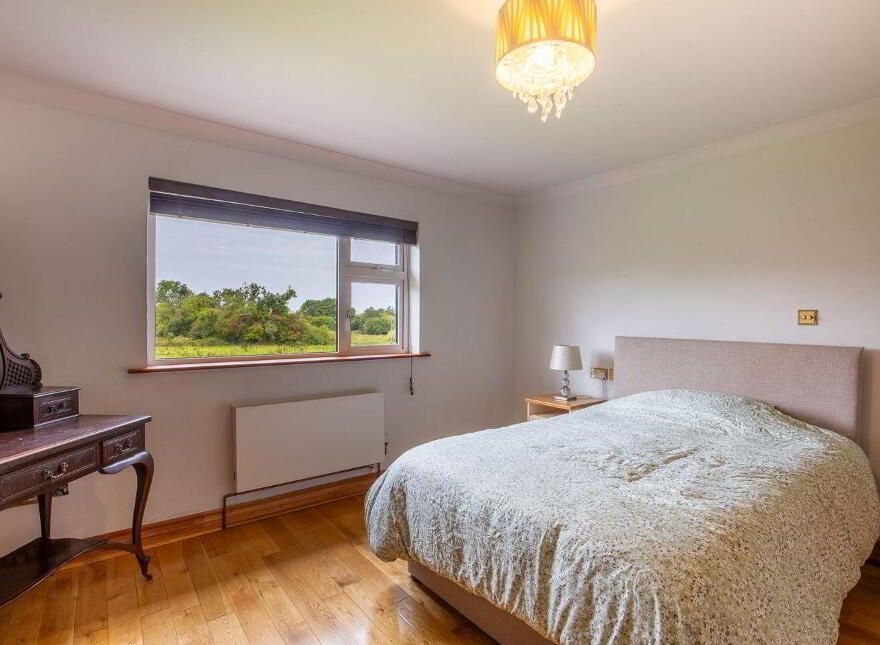 12 Sarsfield Drive, Ballinasloe, H53FY93