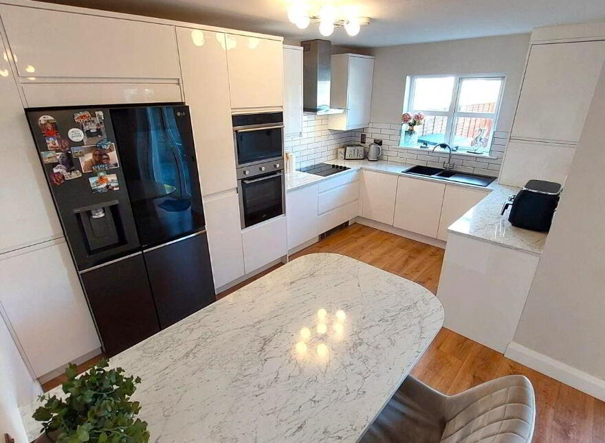 12 Farmlea Manor, Abbey Road, Ferrybank