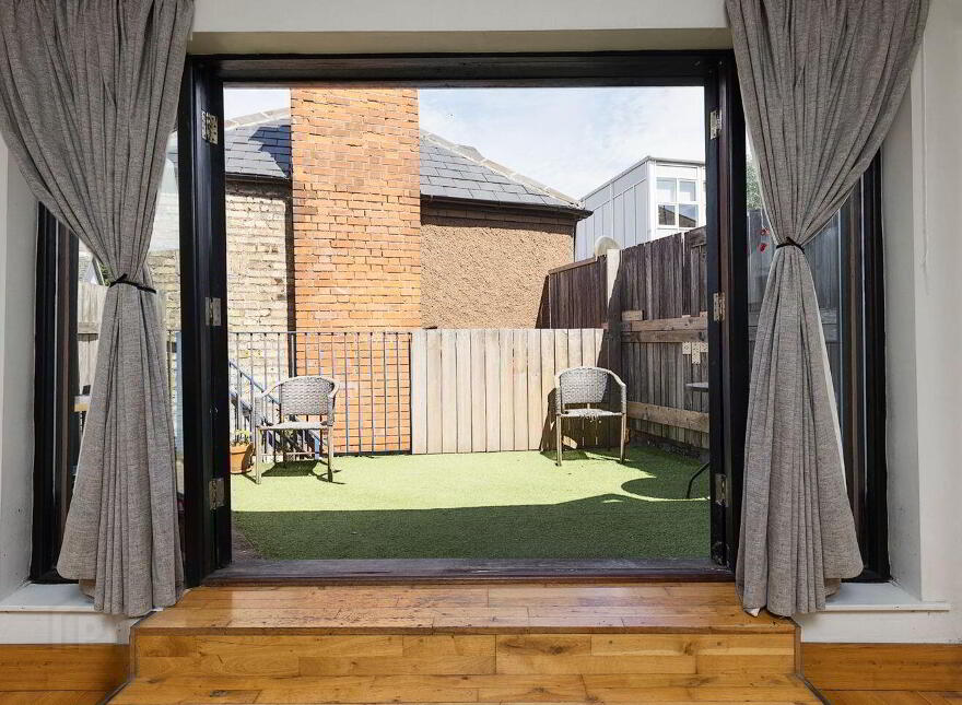 26 The Coombe, The Coombe, D08X296