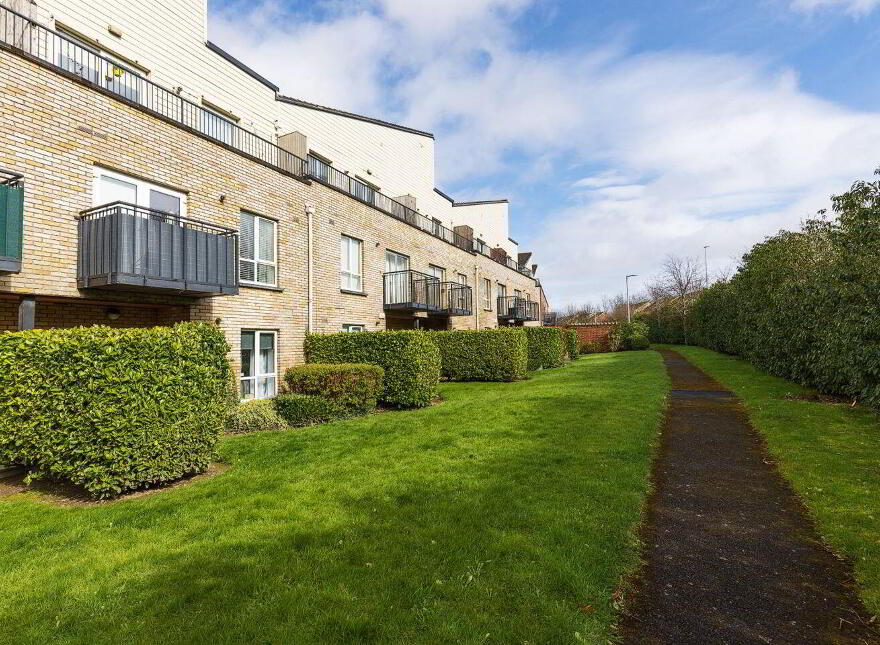 59 Beechdale Court, Ballycullen, D24TV20