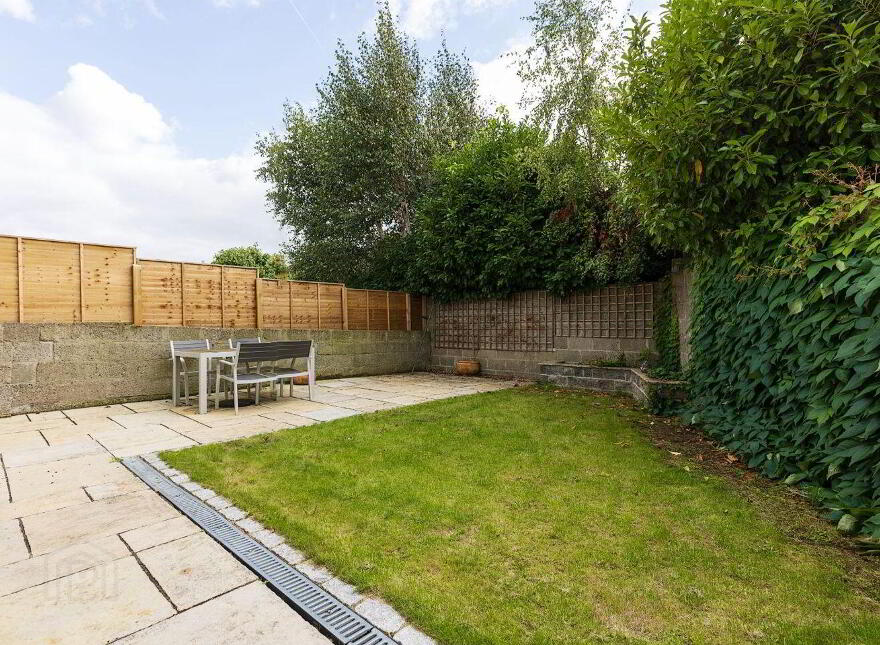 22 Villa Park Gardens, Navan Road, Dublin 7, D07E8N3
