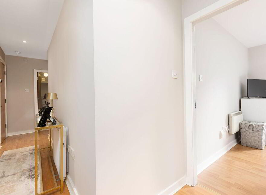 Apartment 6 Hybla Court, Blackhorse Ave, Dublin 7, D07NT27
