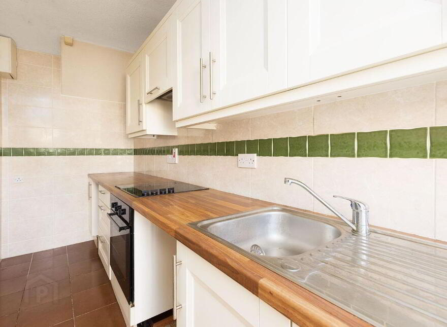 8 Lyndon Gate, Blackhorse Avenue, Dublin 7, D07R9X9
