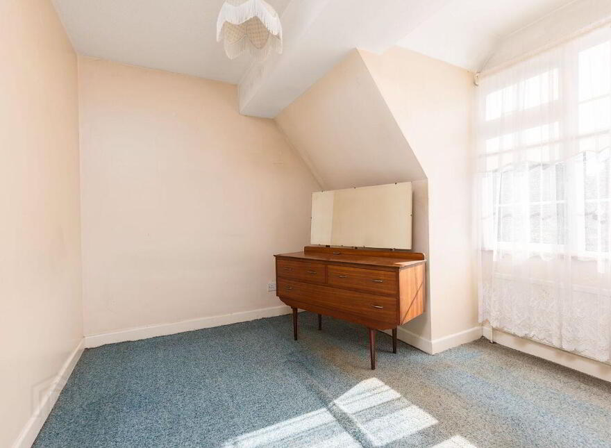 8 Lyndon Gate, Blackhorse Avenue, Dublin 7, D07R9X9